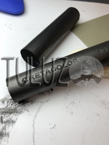 Chunky Grafit 8B prasowany duży Cretacolor..jpg