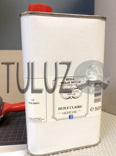 Olej lekki Charbonnel Huile Taille Douce Huile Claire Light Oil 331120..jpg