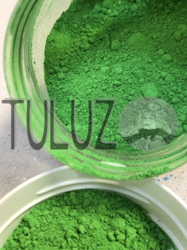 55700 Zieleń Jasna Pigment fo farb studyjnych Kremer..jpg