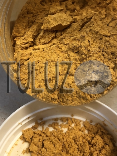 5006302 Złoto mineralne gold satin Pigment Kremer..jpg