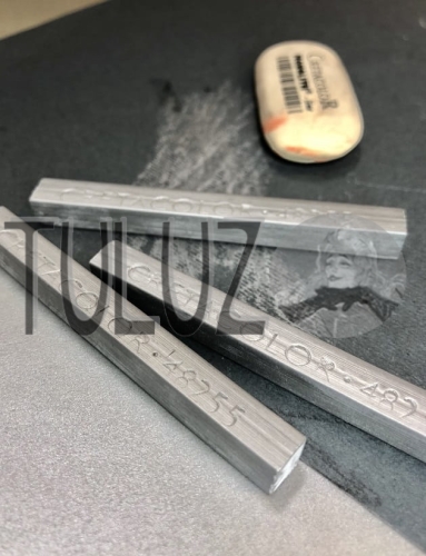 Pastel srebna w sztyfcie 48255 Cretacolor..jpg