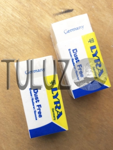 L3451K40 Gumka Lyra bezpyłowa mała 25.jpg