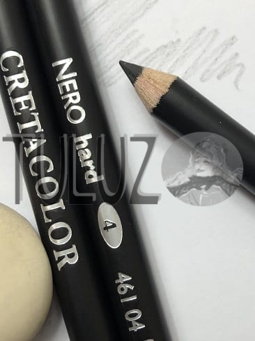 Czarna kredka w ołówku - tłusta - twarda tuluz.jpg